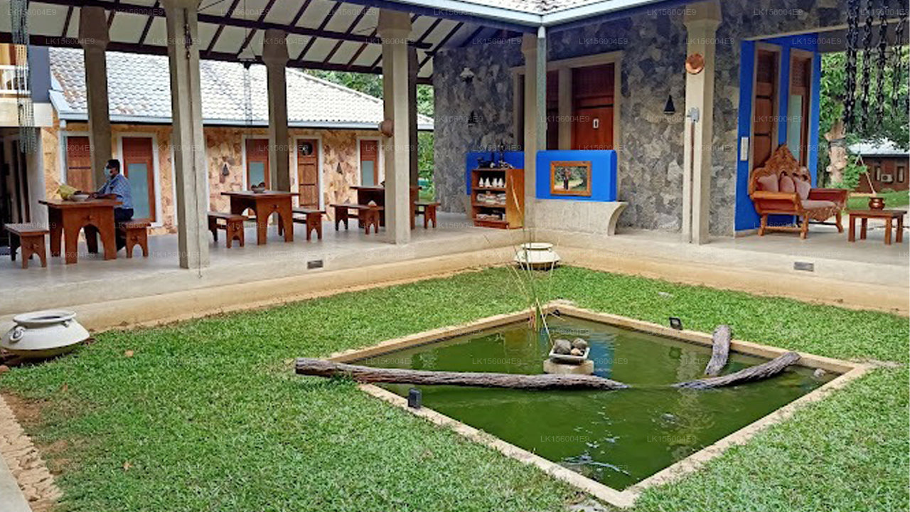 Nil Diya Mankada Safari Lodge, Udawalawe