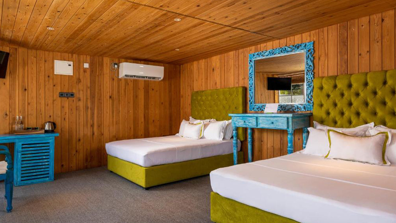 Elepyard Retreat, Mahiyanganaya