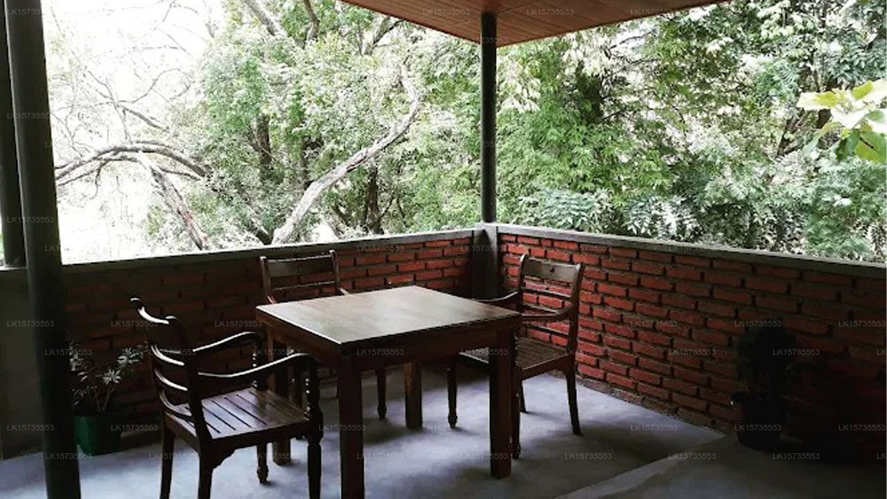 Visu Villa Bar &amp; Restaurant, Habarana