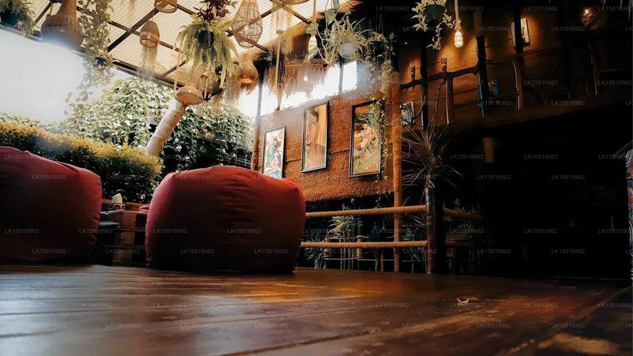 Unwind Restaurant &amp; Hostel, Ktunayaka