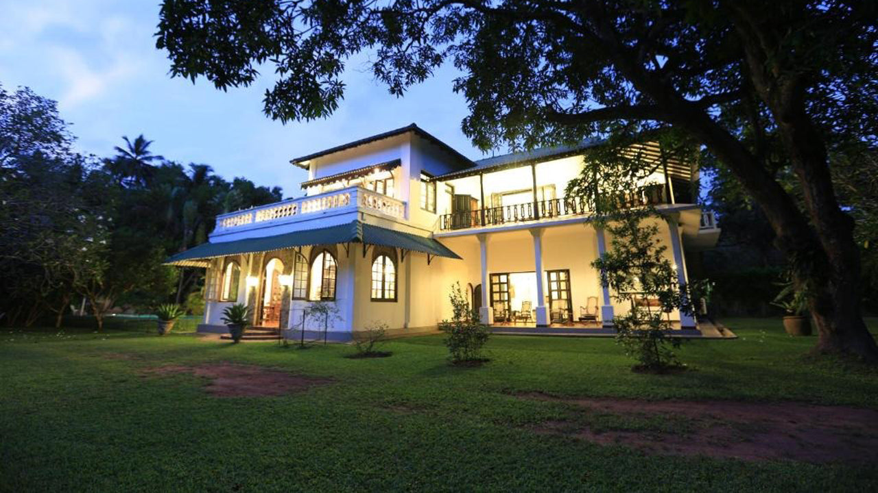 Kokosnuss-Anwesen Horathapola