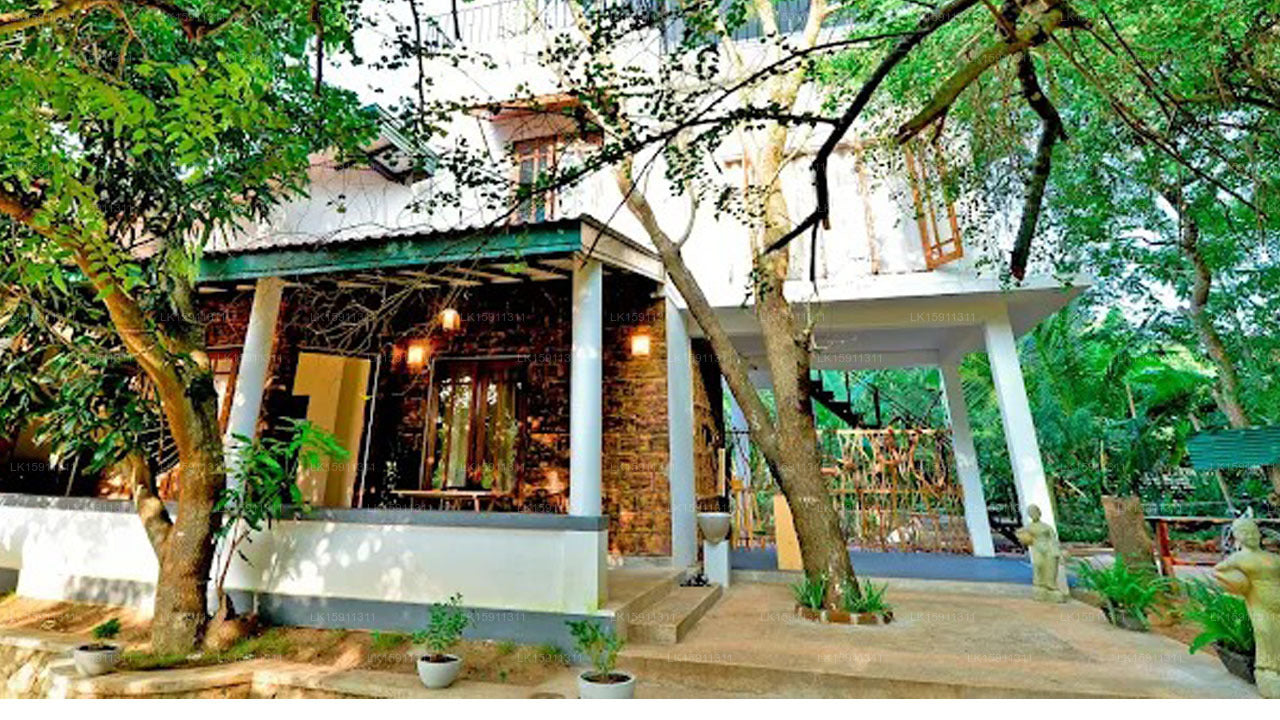 das Nuwara Wewa Holiday Resort, Anuradhapura