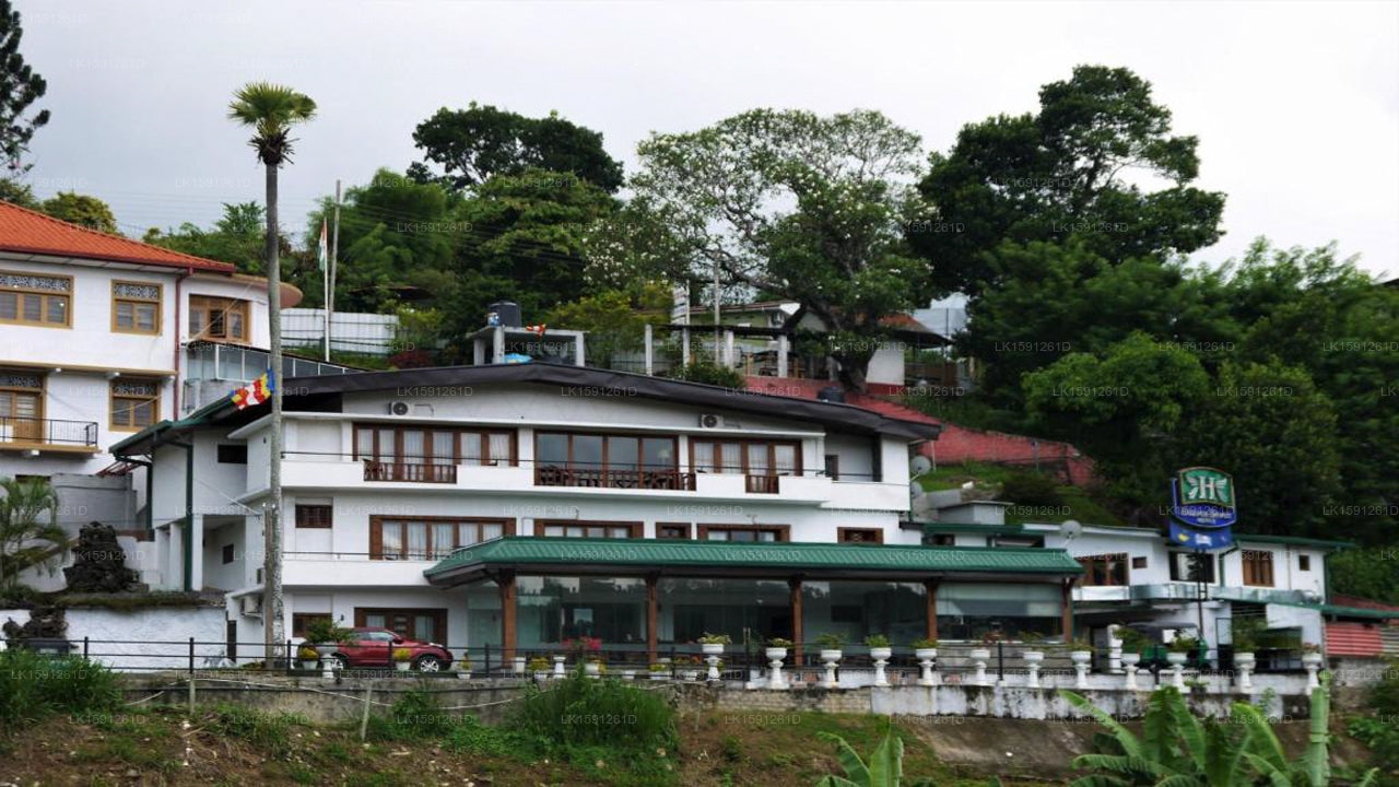 Himmel sieben, Kandy 