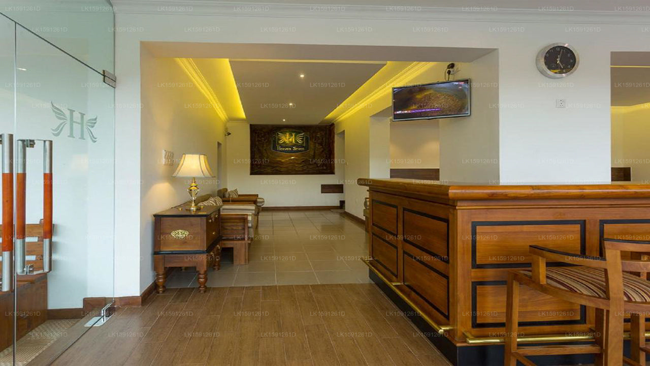 Himmel sieben, Kandy 