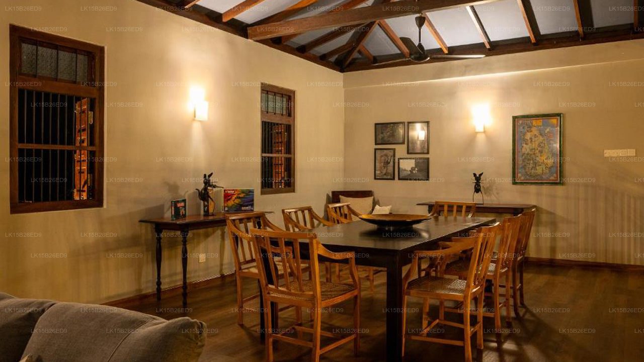 Das Haus des Aufsehers, Katharagama