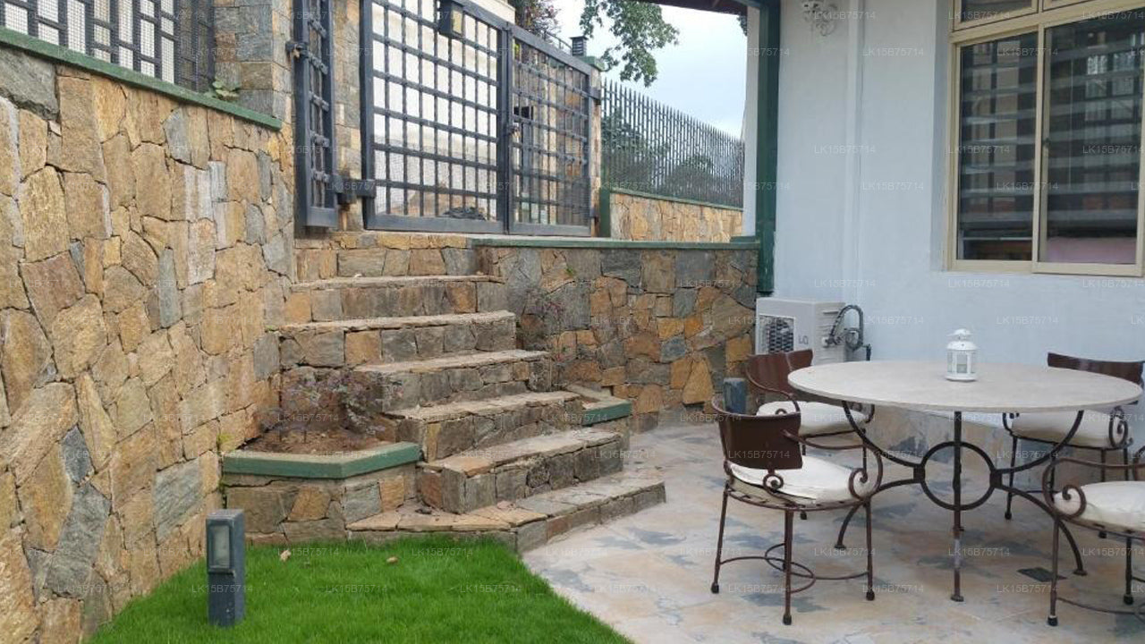 36 Bed &amp; Breakfast, Kandy
