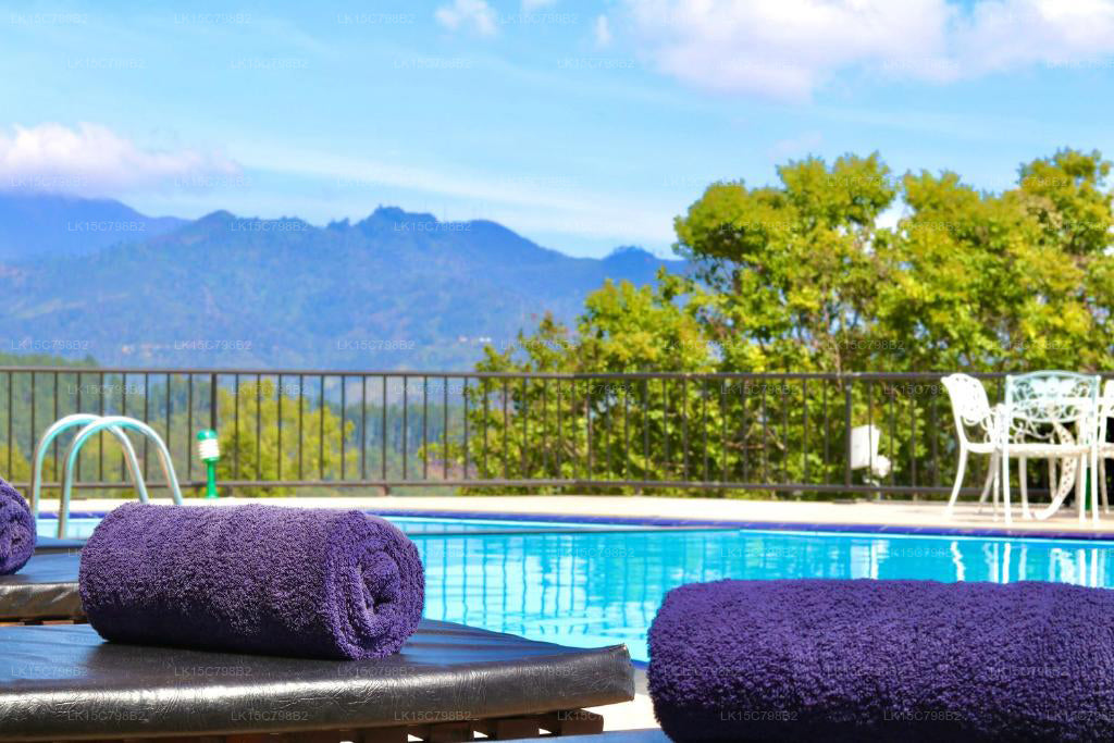 Hotel Heaven's Edge von EHI, Ella