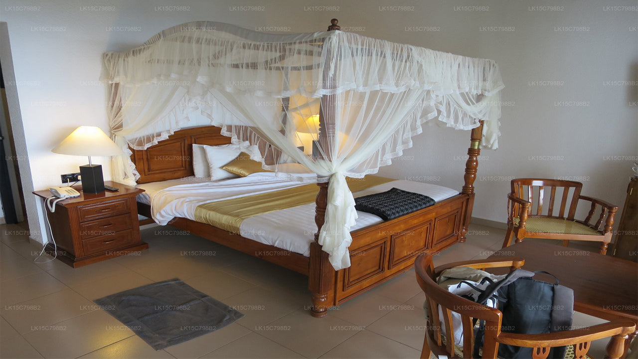 Hotel Heaven's Edge von EHI, Ella