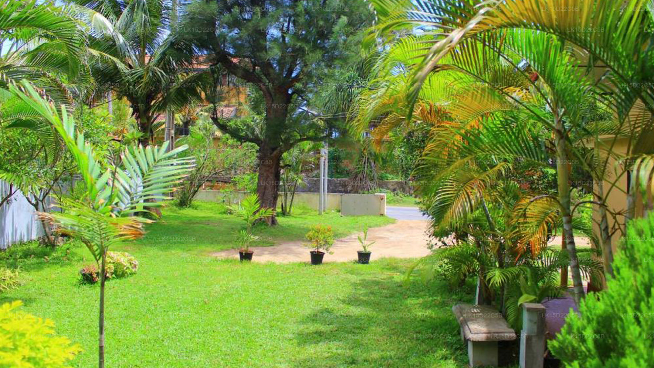 Sanras Hotel &amp; Restaurant