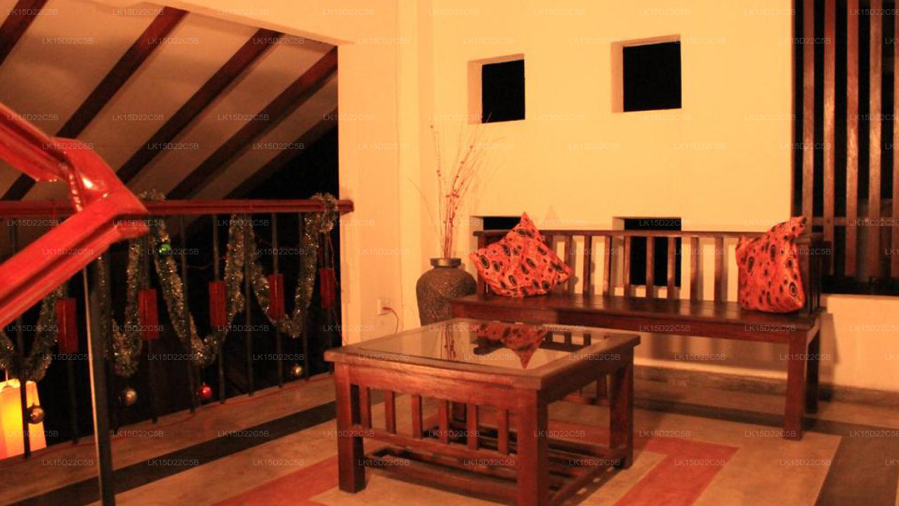 Sanras Hotel &amp; Restaurant