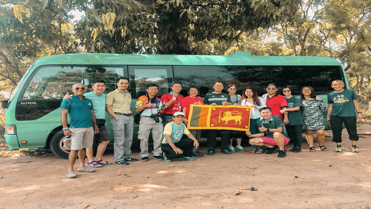 Privater Transfer von Nilaveli City zum Flughafen Colombo (CMB)