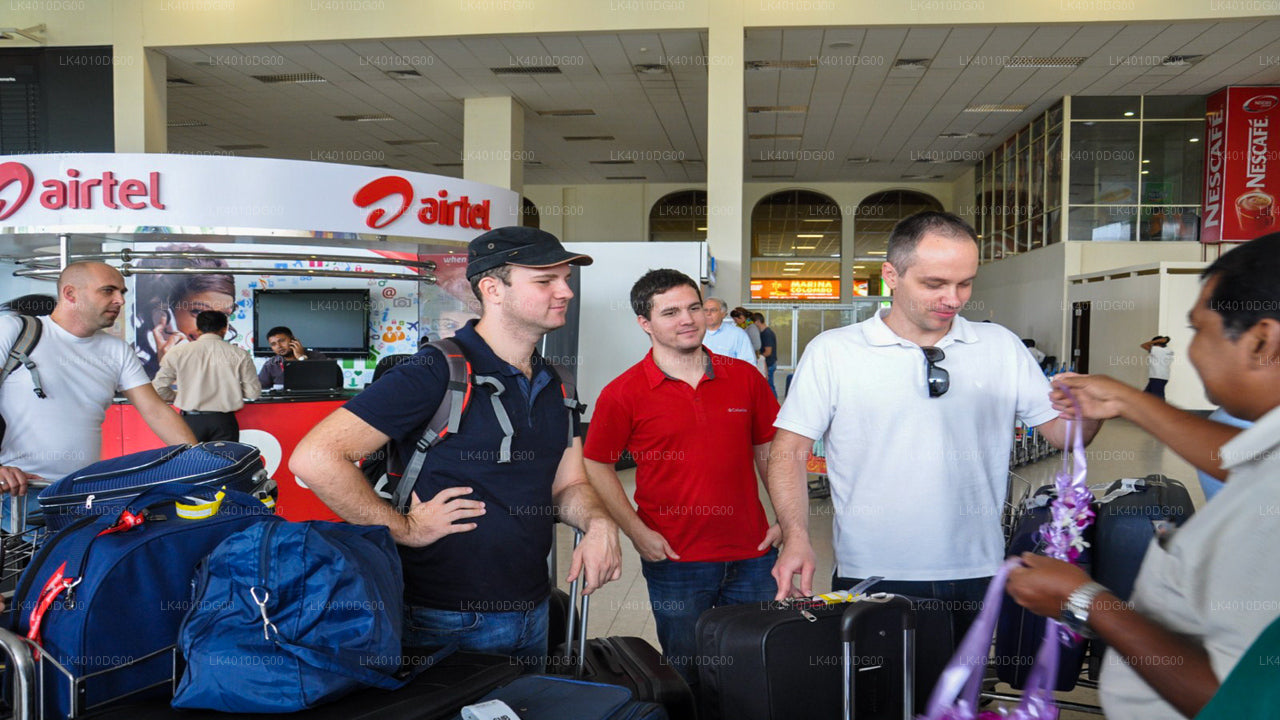 Privater Transfer von Wellawatte City zum Flughafen Colombo (CMB)