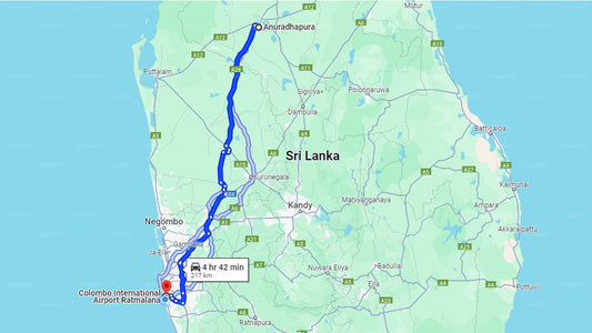 Privater Transfer von Anuradhapura City zum Flughafen Ratmalana (RML)