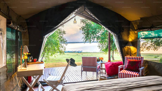 Flameback Eco Lodge, Weerawila 