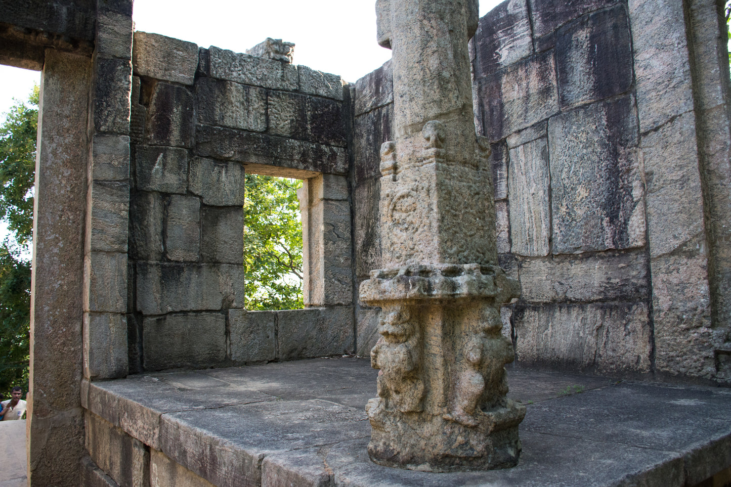 Panduwasnuwara und Yapahuwa aus Kandy