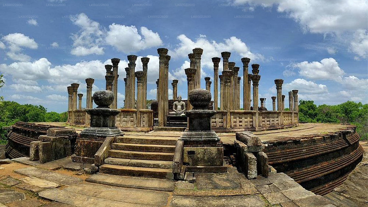 Polonnaruwa und Minneriya aus Kandy