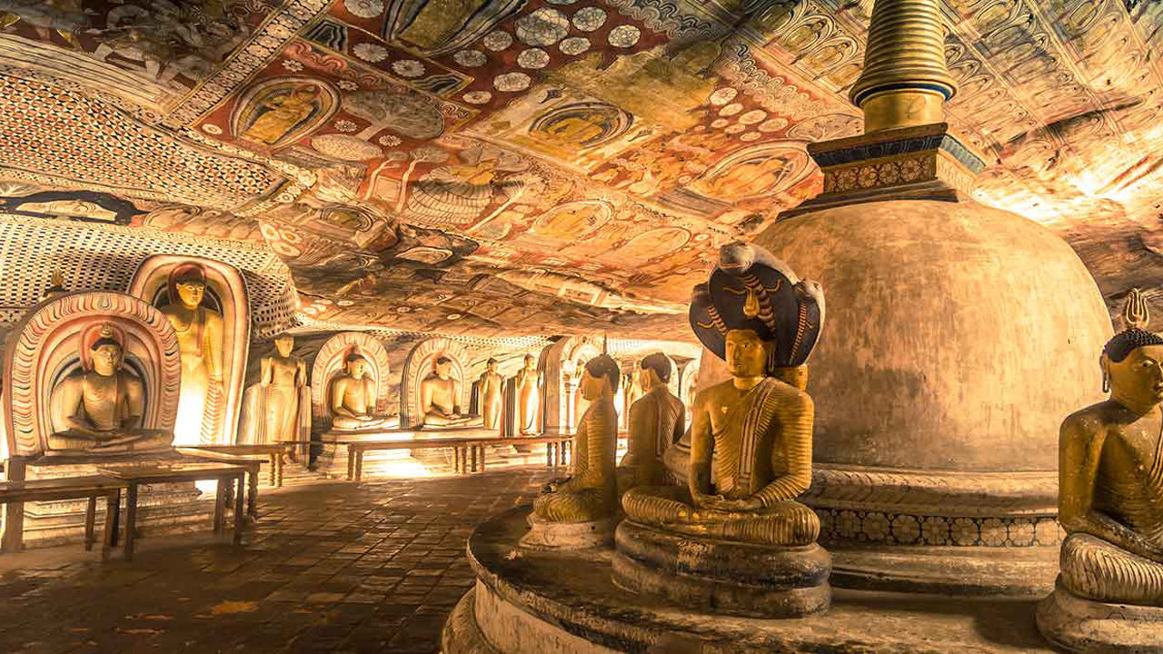 Sigiriya-Felsen, Dambulla und Wildelefanten-Safari ab Colombo