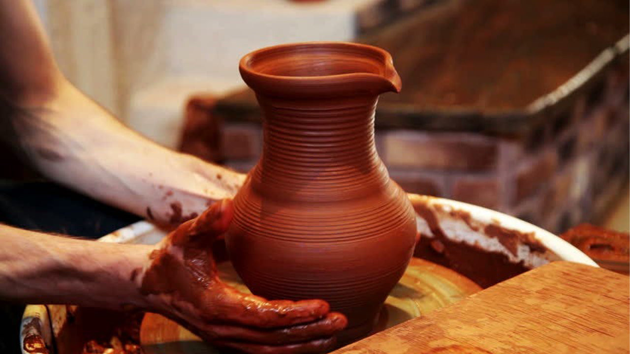 Traditional Mati (Pottery) Workshop in Weligama