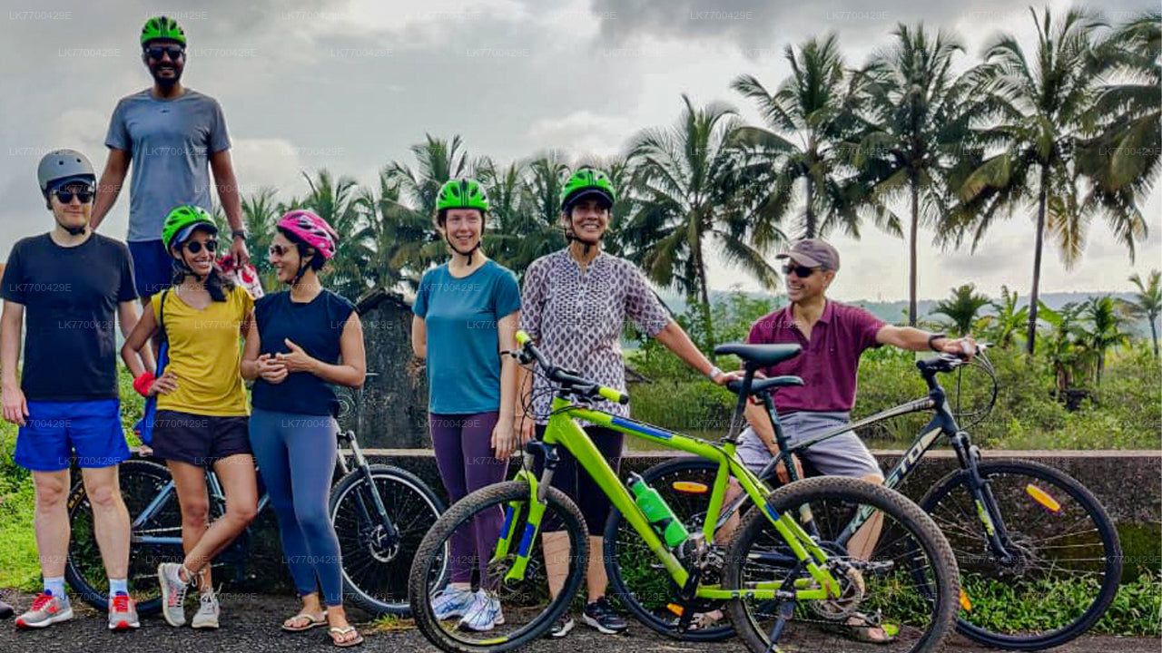 Radtour durch die Landschaft von Colombo
