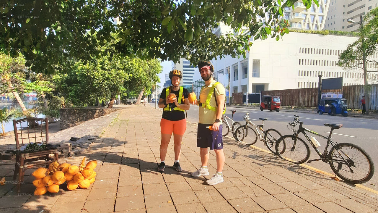 Radfahren am Morgen ab Colombo