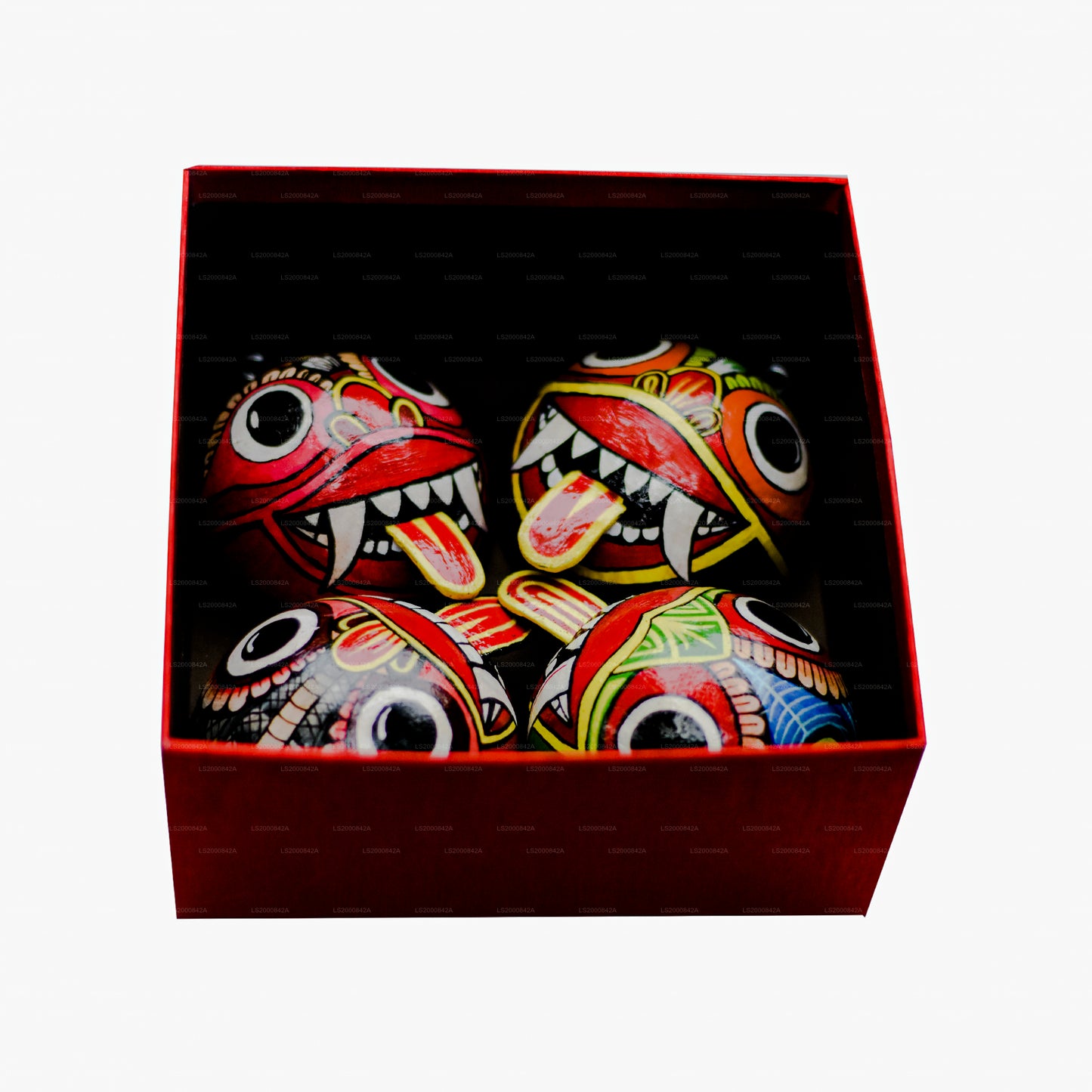 Traditionelle Raksha-Masken aus Sri Lanka (Mayura, Maru, Agni, Naga), bemalt über Kokosnussschalen, 4 Stück