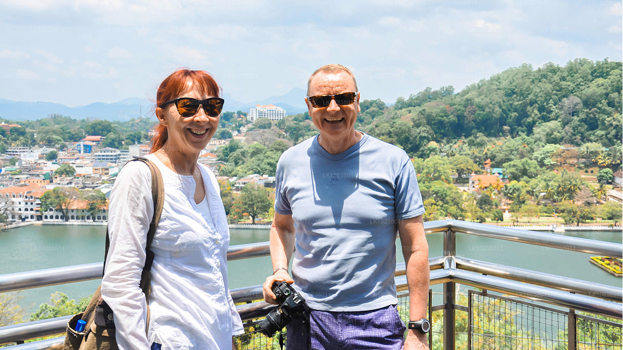 Tour zur Kultur der Hügel ab Hikkaduwa (2 Tage)