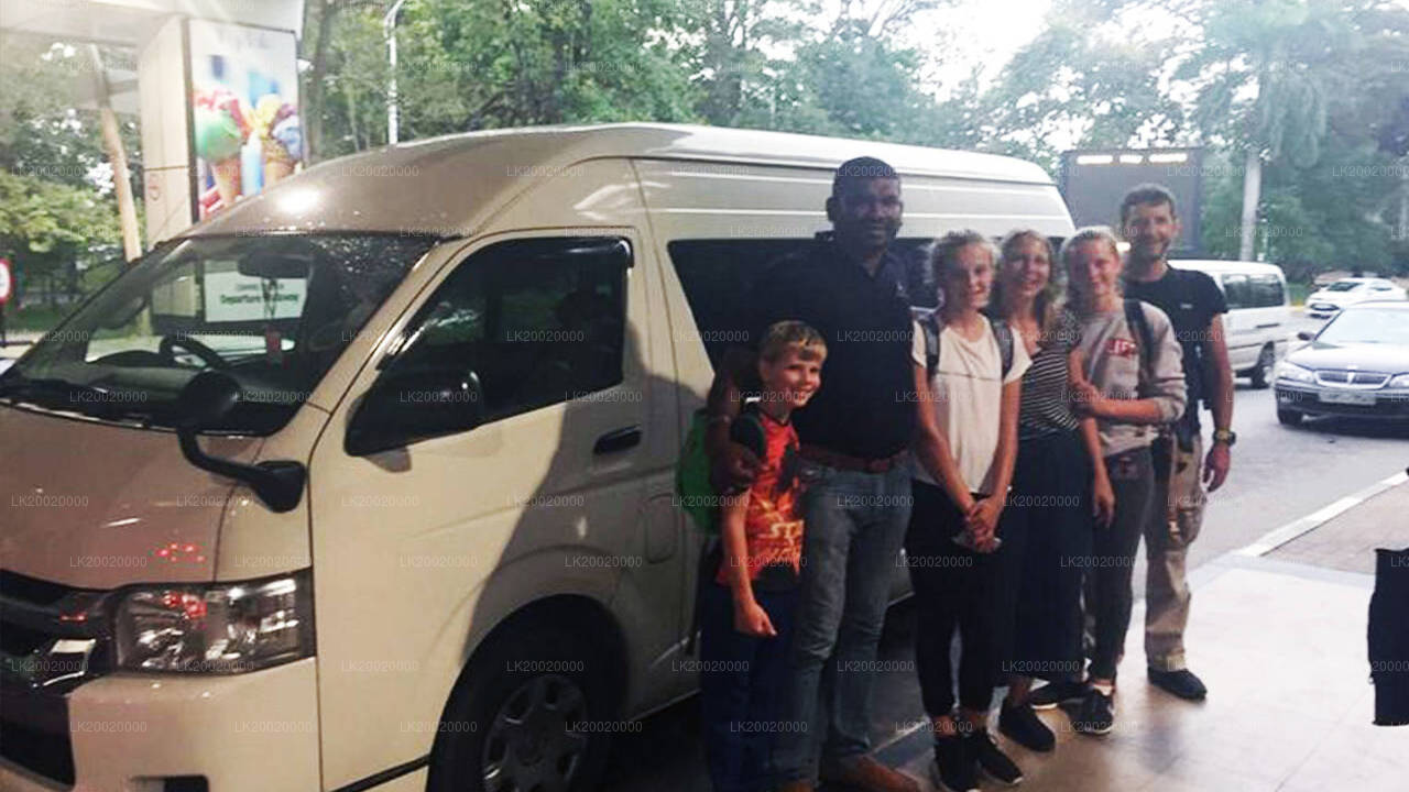 Vermietung von Lieferwagen mit Chauffeur (Standard)