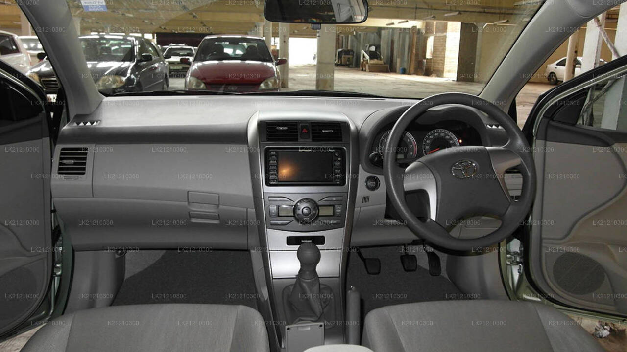 Toyota NZE 141 Standardauto (selbstfahrend)