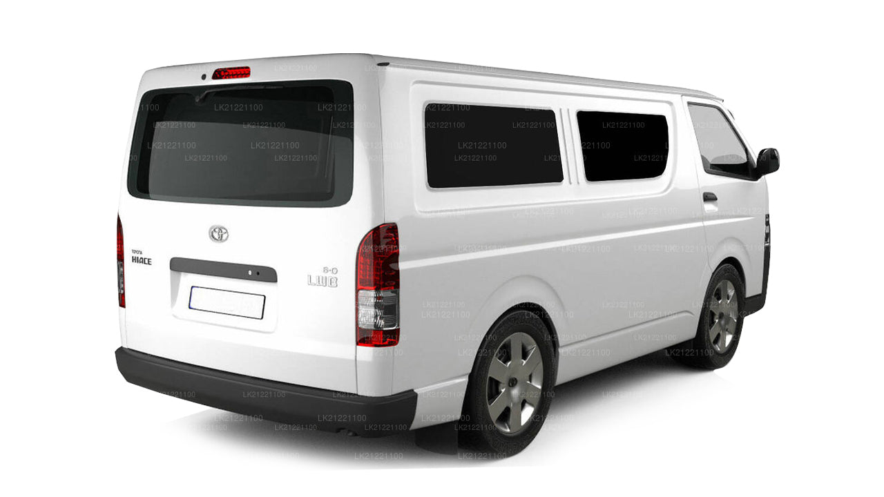 Toyota Regius Standard Van (Selbstfahrer)