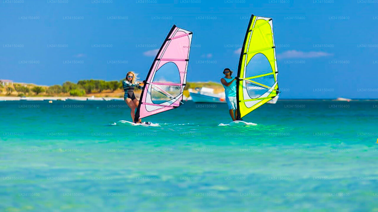 6-stündiger Windsurf-Anfängerkurs ab Kalpitiya
