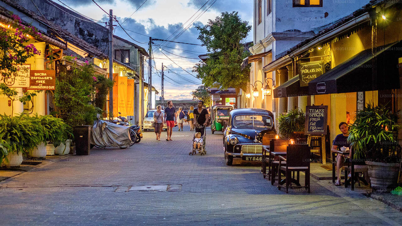 Galle Stadt- und Landtour in einem Oldtimer