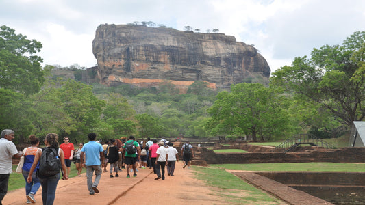 Sigiriya und Dambulla aus Dambulla