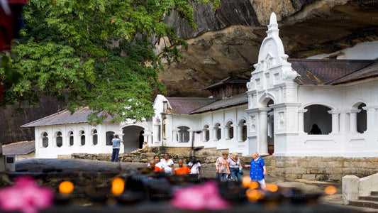 Sigiriya und Dambulla aus Habarana