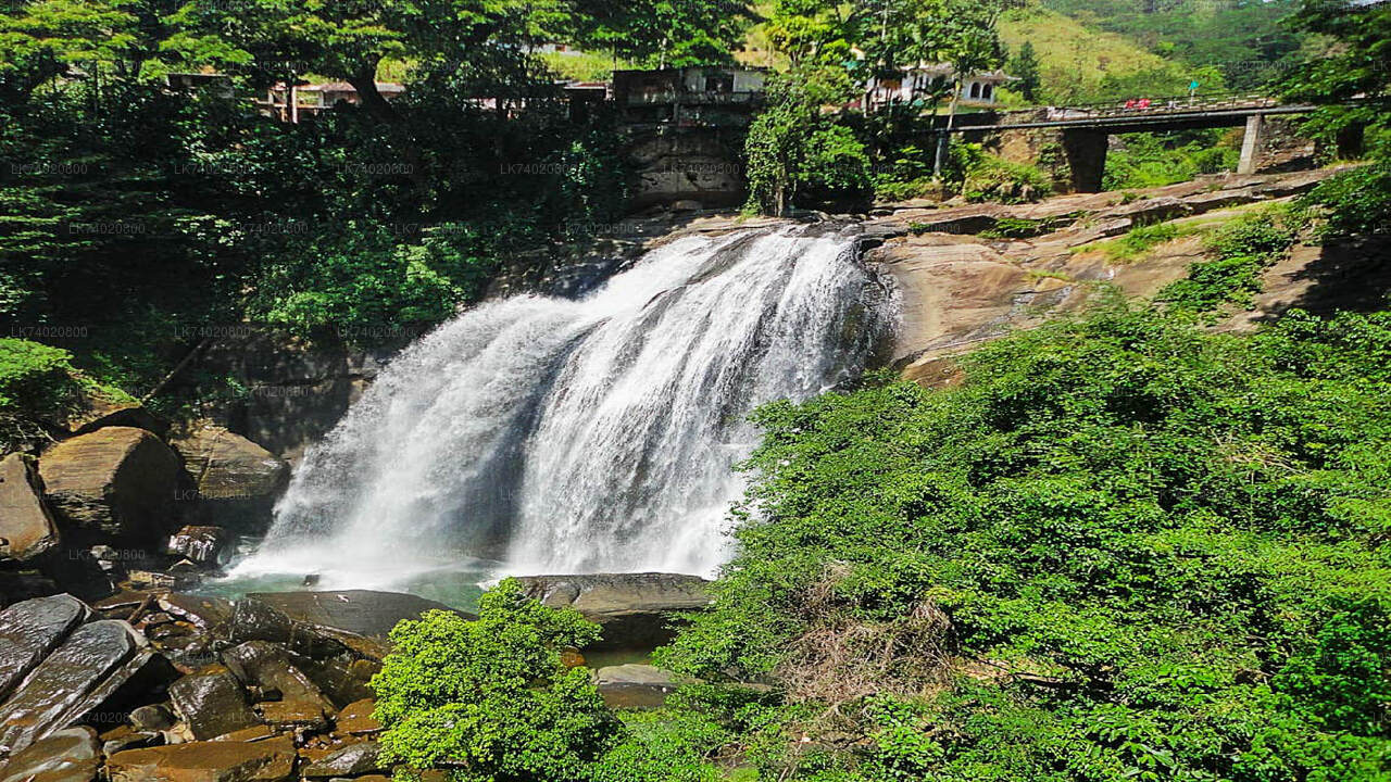 Wasserfall-Jagd-Wandertour ab Kandy