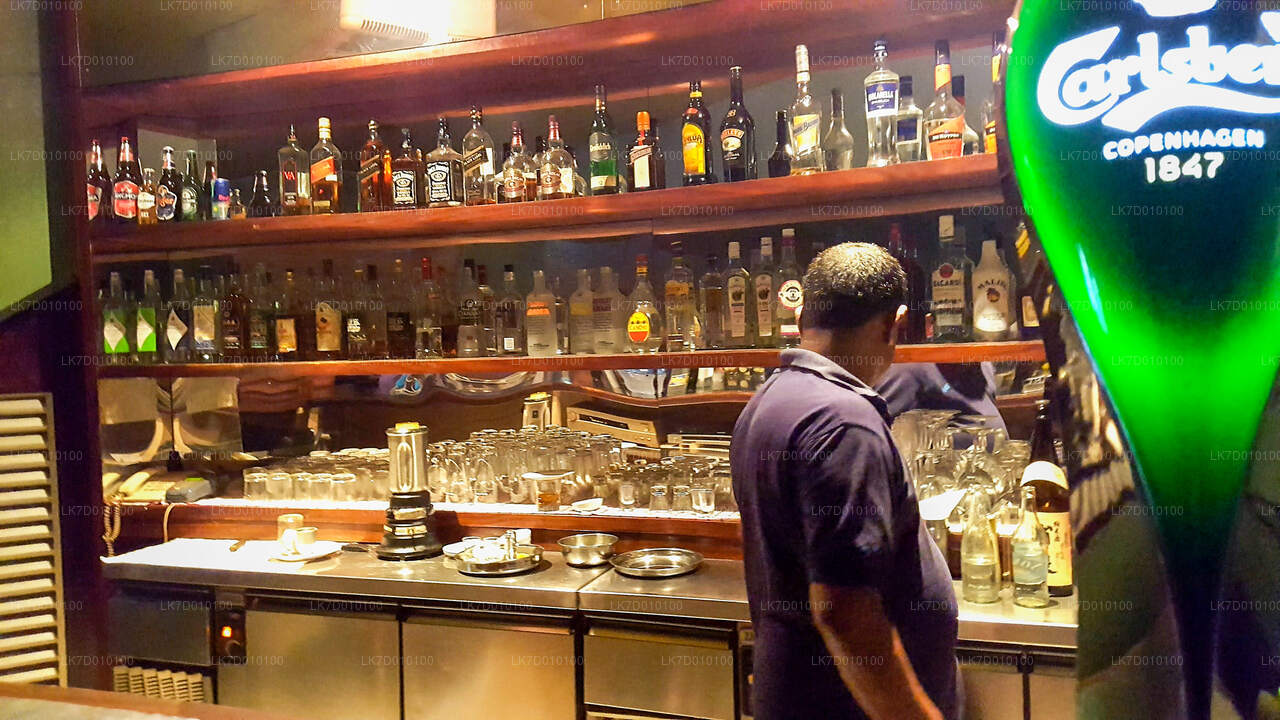 Dodgy Bar-Rundgang ab Colombo