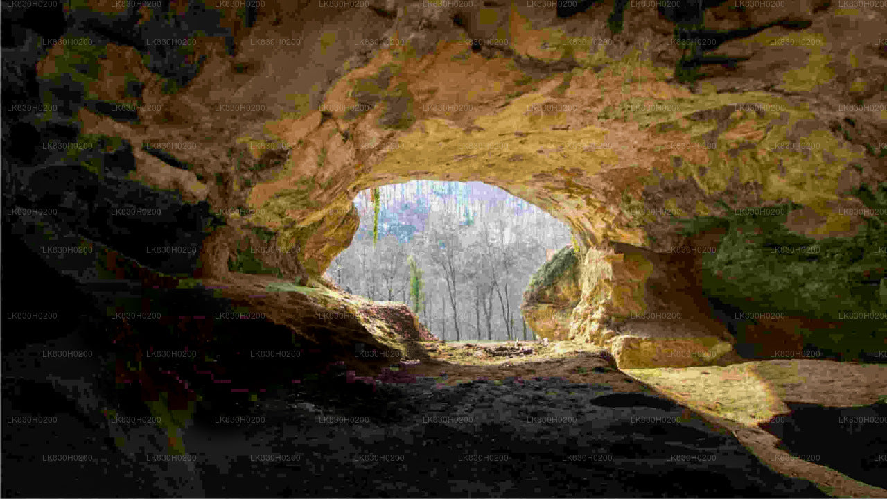Erkunden Sie die Belilena-Höhle von Colombo aus