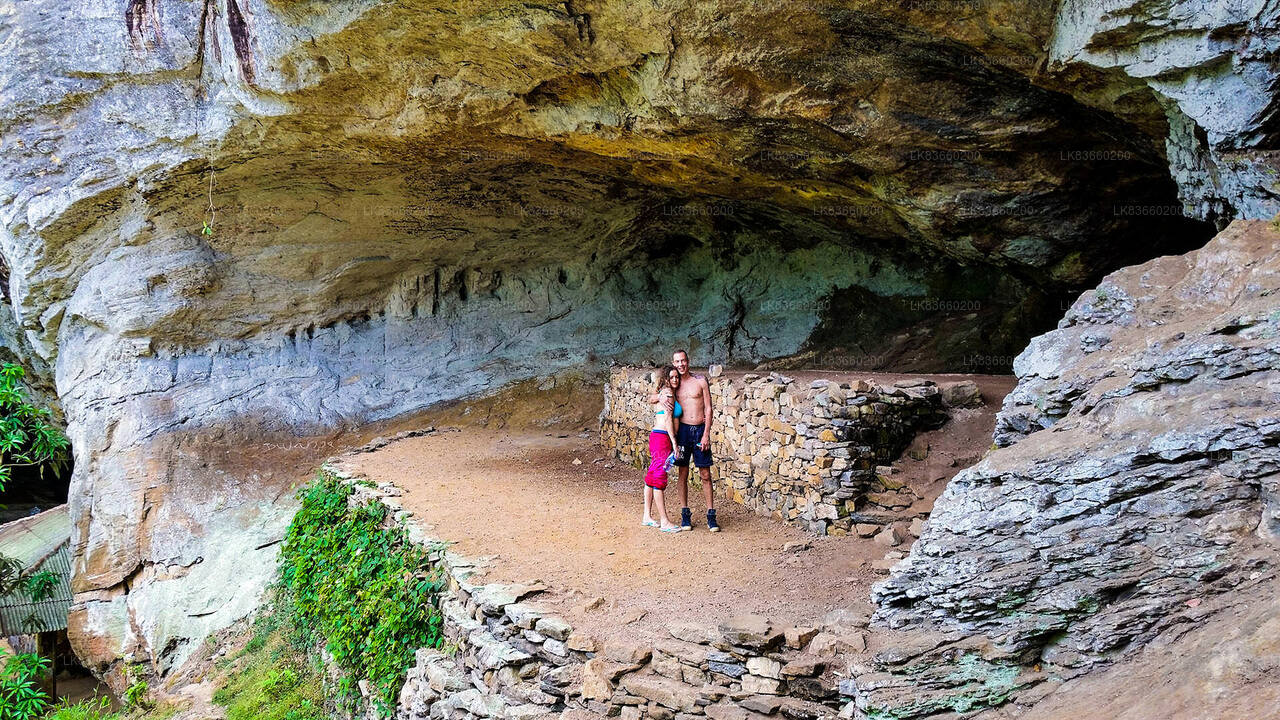 Erkunden Sie die Belilena-Höhle vom Mount Lavinia aus