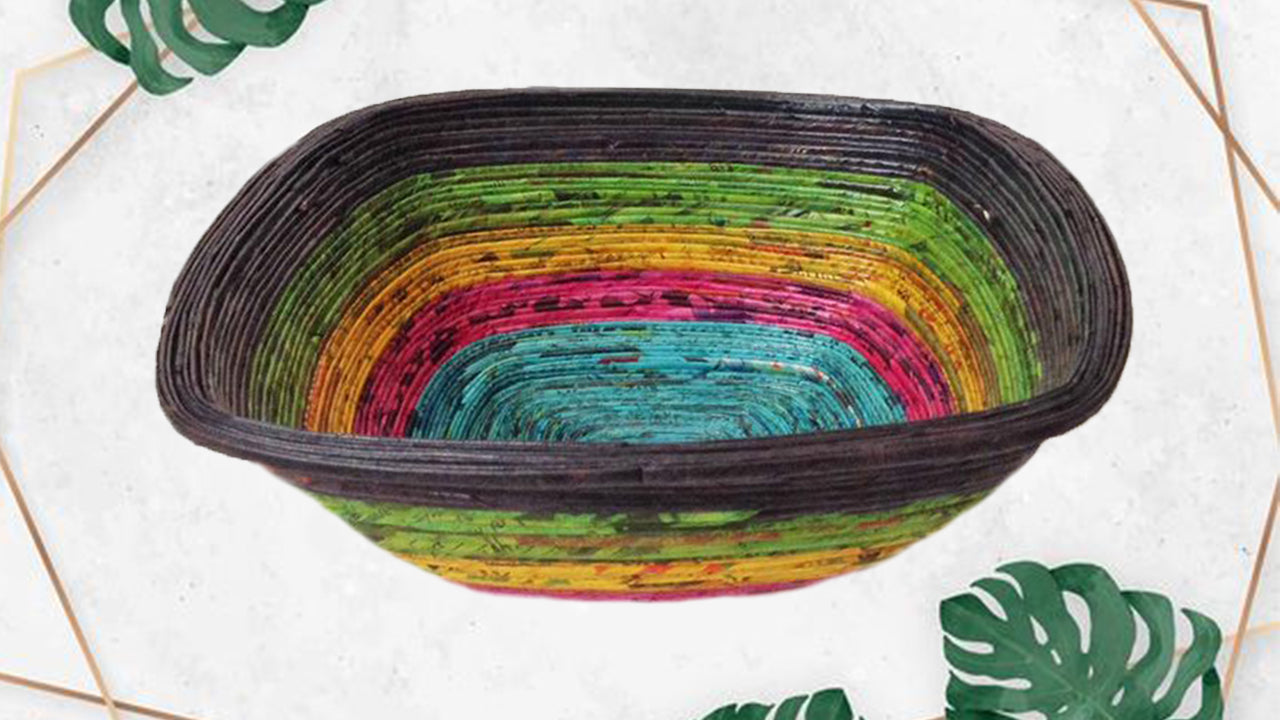 Handgefertigte Zeitungsschale (Quadrat, Groß)