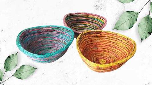 Handgefertigte Zeitungsschale (Dreieck)